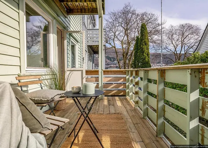 Cozy Near Centre Daire